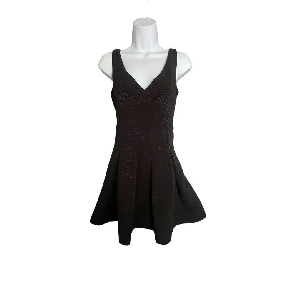 Betsey Johnson Black New Years Sparkle Mini Dress with Bow Women’s Size 6